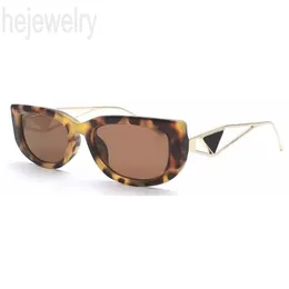 Occhiali da sole firmati con stampa leopardata da uomo occhiali da vista creativi con montatura cava occhiali da sole con occhiali da sole triangolari in metallo per donna lussuosa PJ074 B23