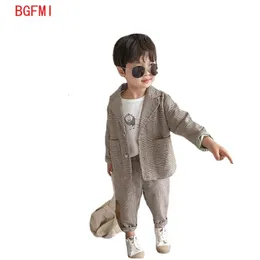 セットスーツキッドボーイズスプリングと秋のスーツベビースーツ服2023子供のカジュアルトップパンツ2ピースセットフォーマルウェア230508