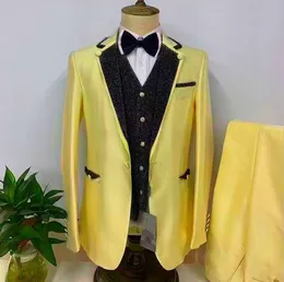 Herrdräkter blazers anpassade senaste design klassiskt glänsande guld med svarta bröllop kostymer för män smal passform groom party wear tuxedos 3 st blazer byxor 230509