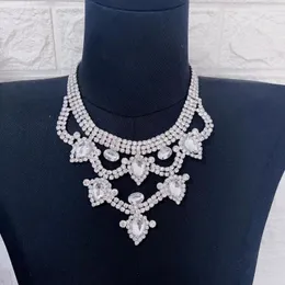 Łańcuchy moda luksusowy kparski wisiork naszyjnik wielowarstwowy duży kryształowa biżuteria na przyjęcie weselne