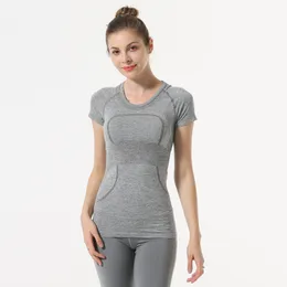 Kadın Yoga Giyim Bel Sıkı Tişörtler Spor Salonu Kısa Kollu T-Shirt Streç yuvarlak yaka hızlı kuruyan Tenis Lüks Tasarımcılar Kıyafetler Koşu Koşular Özel Olun
