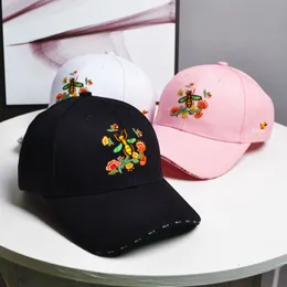 Women's baseball cap, versatile, fashionable, little bee embroidery, cap with duck tongue, sunscreen, sun hat, tide