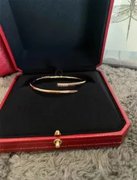 Luxury Love Bracelets Modna bransoletka unisex paznokcie bransoletka 316L Stal nierdzewna Wylewa się 18 -karatowa złota biżuteria Walentynki Prezent