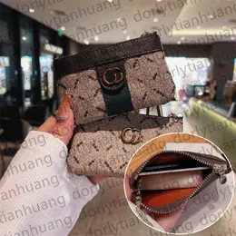 Keychain plånbok lyxkvinnor män designer nyckelring mode läderpåse keyrings varumärke headset läppstift väska blomma bli mynt kreditkort hållare väska tillbehör