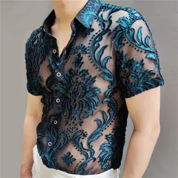 Men s casual skjortor Kemeja Motiv Bunga Transparan Kualitas Tinggi Hijau Pakaian Pria Pas Badan Beludru Lembut Baju Pendek Kelab Malam Tembus Pandang 230509