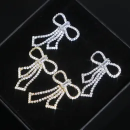 Delikat bowknot full asfalterad gnistrande CZ -örhängen för kvinnor geometriska kubiska zirkoniume glänsande modeflickamycken