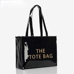 2023 Marca PVC The Tote Bag Borsa per la spesa riutilizzabile per le donne Eco Friendly Summer Beach Borse da lavoro casual personalizza 230510