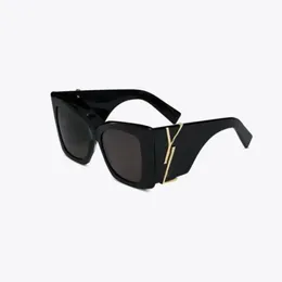 Womens Designers Goggle Sunglasses Fashion Luxurys Sun Glasses Y Oversized Cat Eye Frames Gold Letters Eyeglasses For Men Accessories