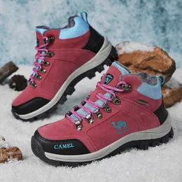 ハイキングフットウェアInverno mais quente caminhadas sapatos mulher ao arlivre trekking escalada sapatos mulher tnis moda botas de neve sapatos de montanha p230511