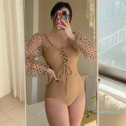 Swimwears ett stycke Suits Korea Style Trikini Swim Bodysuit Långärmning Dot spets en bit baddräkt Kvinnor Wrap Chest Hollow Out Bandage