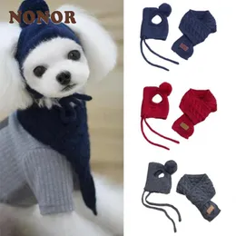 Ubrania dla psów nonor czapka dla psów zimowe ciepłe paski dzianin szalik Szczeniak misia kostium świąteczny