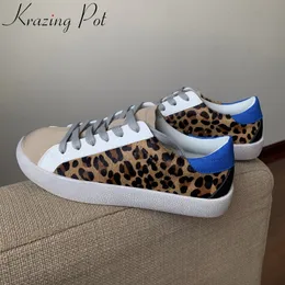 Scarpe eleganti Krazing Pot Marca Pelle di mucca Crine Leopardo Punta tonda Sneakers con fondo spesso Stringate Traspiranti Scarpe casual da donna vulcanizzate 230511