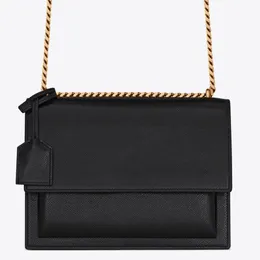 Fashion Shoulder Bag Womens Crossbody Bag Metal Logo Chain Design Envelope Style Handbag Messenger Bag