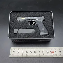 G34 Gun TTI Speed ​​Chasing Shell Ejection Pistol Alloy Miniature Toy Gun Keychain Survival Pistol Model Löstagbar kula som kastar 2082