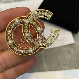 20 Style Luxury Women Designer Brand Letter Brooches 18K Gold Plated Inlay Crystal Rhinestone Jewelry Brooch Pearl Pin Marry Christmas Party Gift