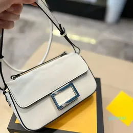 حقائب مصمم حقائب اليد Uxury العلامة التجارية حقائب اليد baguette bag flap underarm underarm crossbody bag hanbag women conder wallet wallet wallet 2023