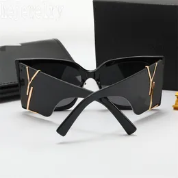 Gafas de sol de mujer letras anchas gafas de sol de diseñador para hombre decoración de metal chapado en oro lentes de sol delicado color sólido negro gafas de lujo portátiles PJ085 E23