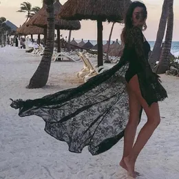 Cover-up Sexig spetsvirkett strandbikini täcker kvinnor lång maxi klänning ihålig ut löst mantel sarong kaftan baddräkt strand slitage