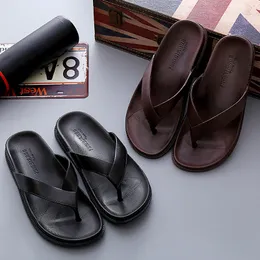 Ankomster sommarskor män flip flops casual strand glider hem utomhus svarta tofflor chanclas hombre 230509