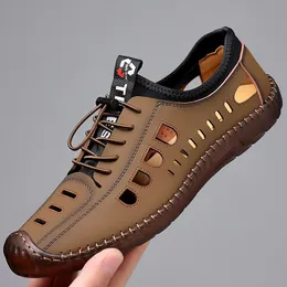 Sandalias de verano para Hombre, moda informal, zapatos transpirables calados, zapatillas planas de negocios de fondo suave, Sandalias para Hombre 230510