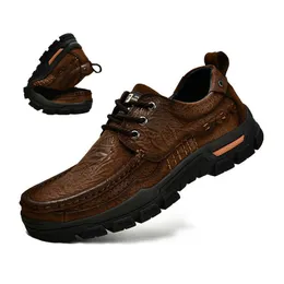 Hiking Footwear Luxo novos casuais masculinos couro genuno lazer caminhada mocassins clssicos calados ar livre feitos mo trekking caminhadas P230511