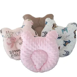 Pillows born Baby UShaped Cotton Bear Eccentric Head Correction Shaping Children Beddings Bed Products 230512