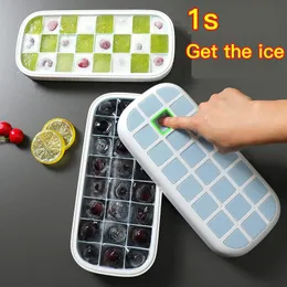 Glassverktyg ECOCO 24 rutnät Silikon Ice Tray Food Grade Square Form borttagbar lock Hushållens kökstillbehör Ice Cube Molds Maker 230512