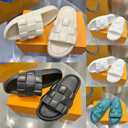 남성 여성 노새 격자 ltaly Emed Letter Design Sandals Sweethearts 실내 완전 방수 고무 푹신한 가벼운 디자이너 슬리퍼 35-46