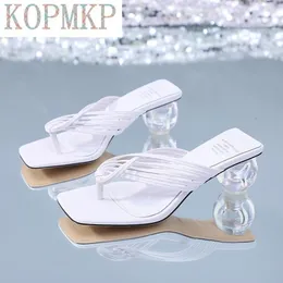 Сандалии летние женские тапочки квадратные носки Flip Flop Ladies Fashion High Heels Leath Leather Women's Casual обувь женская обувь 230512