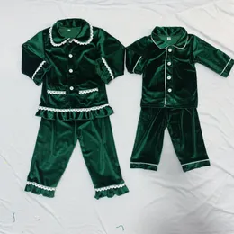 Pękamie w połowie pasujące rodzinne Świąteczne Świąteczne piżamę zielone aksamitne PJ dla dzieci chłopców matka i dzieci 6m-12 lat dorosłe kobiety 230511