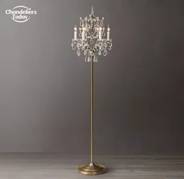 19: e C. Rococo Iron Clear Crystal Floor Lamps Modernvit mässingsljus Stående ljusarmatur för vardagsrum sovrumsstudie inomhusbelysning