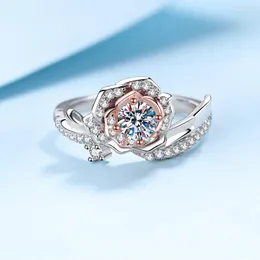 Rings de cluster Ring Real Mossanita 0,5ct anel de rosa 925 Prata esterlina Promessa de aniversário Presente de aniversário Jóias de luxo para mulheres