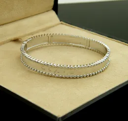 Kobieta Van Bangle Clover Bracelets Designer moda luksusowa biżuteria Kobiety Wysokiej jakości złoty łańcuch bransoletka kobieta 00