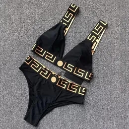 Kvinnor Bikini Set badkläder Kvinnor med brev Desinger Baddräkter Bikini Set Fashion Summer Bathing Suest Vacation Beach 16 Färger