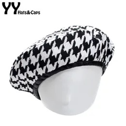 YY Autumn Berets Cap Winter Hats for Women French Houndstooth Beret Flat Cap Plaid Elegant British Style Lady Painter Bonne 1811232b