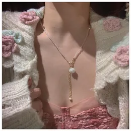 Collane con ciondolo Collana di perle di gemme di fiori di cristallo Kawaii Collana di clavicole selvatiche dolci e carine Ciondolo da donna di temperamento semplice