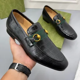 11 Model Lüks Loafers Erkek Ayakkabı Süet Moda Partisi Tasarımcısı İtalyan Adam Ayakkabı Deri Günlük El Yapımı Ayakkabı Erkekler İçin Orijinal
