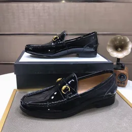 16Model Men's Comfortable Fashion Luxurious Genuine Leather Shoes Men Daily Business Loafers Shoes Formal Slip On Designer Men Dress Shoes Footwear