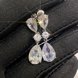 Dangle Küpeler Avize Dainty Kadın Damlası Shinning Zirconia Narin Moda Tasarım Şık Gelin Düğün Aksesuarları Jewe