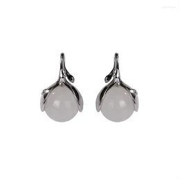 Kolczyki stadninowe S925 Sterling Silver Natural Hetian Jade Ear Studs Małe i spersonalizowane proste zrywające fasolę