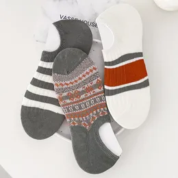 Männer Socken Mode Baumwolle Männer Unsichtbare Kurze Boot Business Gestreiften Harajuku Bunte Sommer Dünne No Show Casual Für Männer