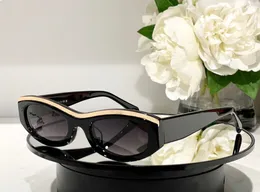 Modedesigner-Sonnenbrille 9112 für Damen, Vintage, Avantgarde, oval, kleiner Rahmen, Sommer-Freizeit, vielseitiger Stil, Anti-Ultraviolett, mit Etui