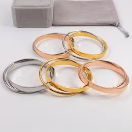 Nowy projektant Brzeczenie modowe luksus podwójny pierścień krzyżowe złoto bransoletki
