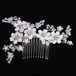 Hårklämmor Barrettes Silverfärg Flower Pearl Combs Crystal Hairpins Wedding Accessories Rhinstone Headpieces Women Ornament