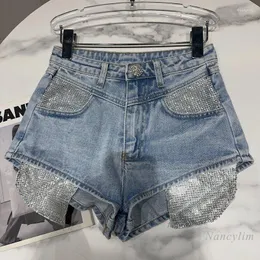 Jeans 2024 Summer Y2K Shorts Women's Rhinestone Pants Street Girl Metal Diamond Pocket Leak Design Denim