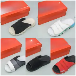 More Slippers Shoes Arrival Sports Slide Men Women Fashion Sandals Black Grey Volt Blue Red Flat Flip Flop Trainers Msandals 36-45 with box