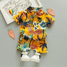 Kläderuppsättningar 0 5y Anak Bayi Laki Laki Pakaian Boho Musim Panas Gambar Bunga Set 2st Lengan Pendek T -shirt Celana Pantai Memakai 12 Gaya 230516