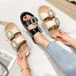 Slippers Rhinestone Crystal Buckle Slippers Women Brand Designer Double Flip Flops Female Platform Slides Sandals Big Size 43 230511