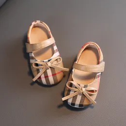 Sandaler sepatu Putri Musim Dingin Bayi Balita Soft Solar Anak Perempuan Pelat Kain Tungal 0 3 Tahun Sandal Busur 230516