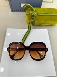 Kvinnors mode solglasögon Mens Glossy Black Vinyl Fiber Frames Classic Party Beach Glasses Vu400 Protection Designer Solglasögon Partiage Lunettes